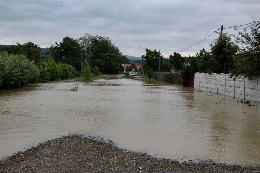 Cota de inundație pe râul Prut a fost depășită