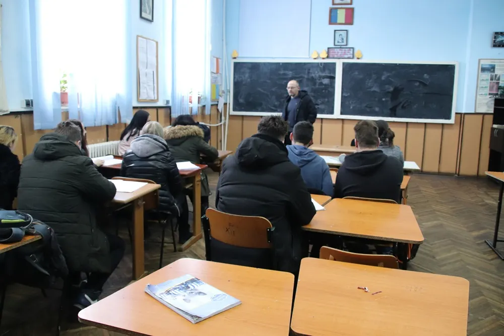 Aproape 800 de absolvenți de liceu se pregătesc de a doua sesiune a Bacalaureatului