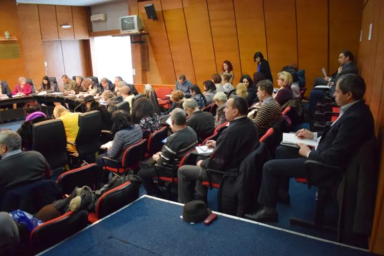 Secretarii orașelor și comunelor din județ și-au ales reprezentanții