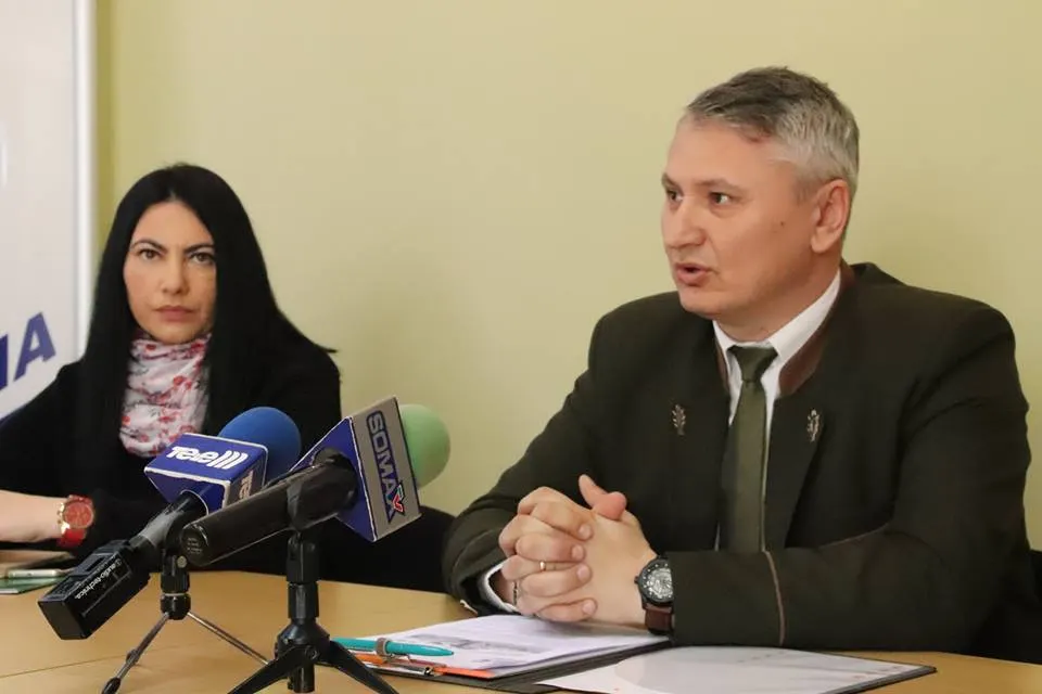 Luna plantării arborilor