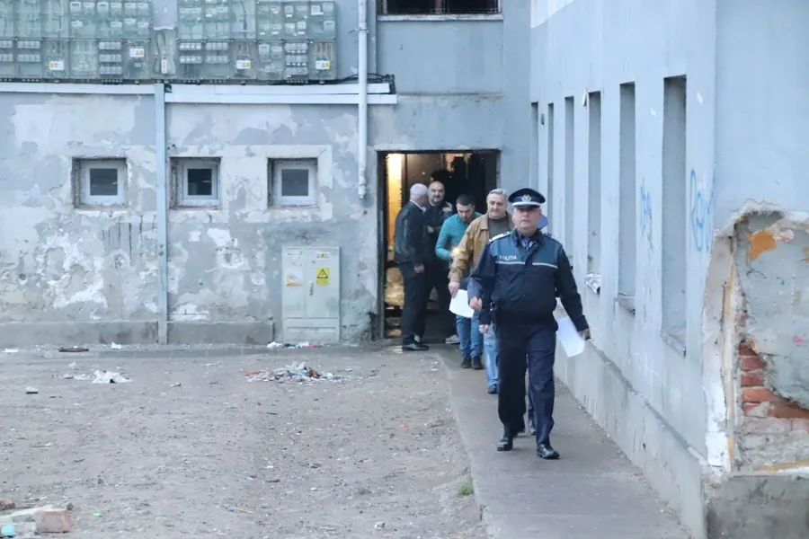 Jandarmi chemați să întrerupă o distracție în Parcul Tineretului. Au împărţit amenzi de 6000 lei