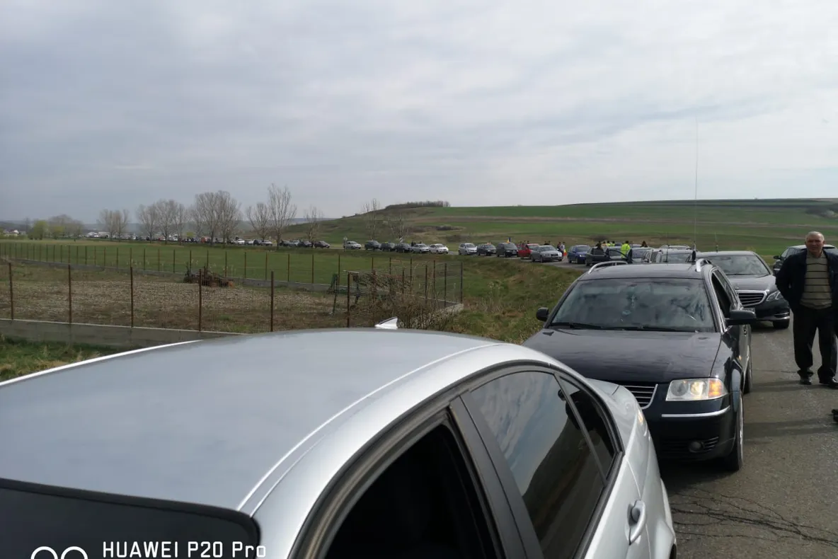 PROTEST cu sute de mașini și scandări împotriva PSD și a șefilor județului FOTO&amp;VIDEO