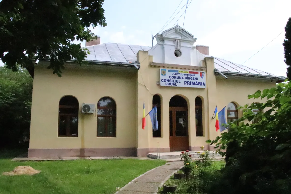 Încep disponibilizările. Un primar dă afară 5 din cei 26 de angajați