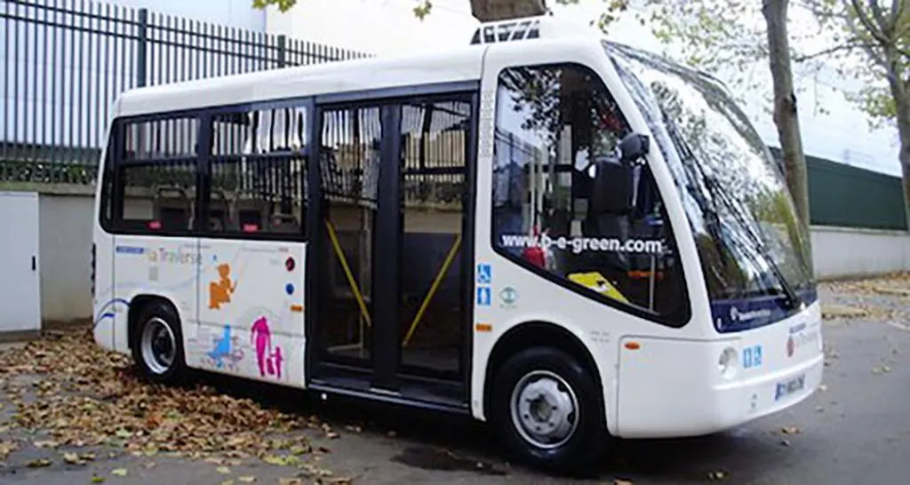 Microbuze electrice cumpărate cu bani europeni