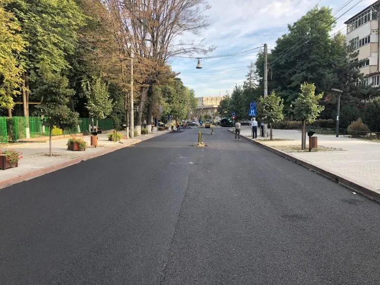 Traficul pe bulevardul Mihai Eminescu ar putea fi mâine restricționat
