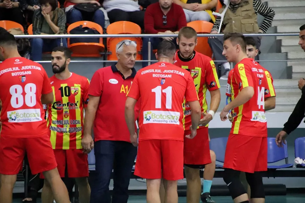 Pregătiri pentru derby-ul cu Suceava. Șefii CSM fac apel la suporteri și vor 2000 de oameni în tribună