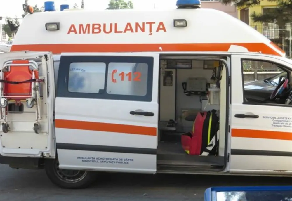 Accident la Ionășeni! Un bărbat din Suceava a ajuns la spital
