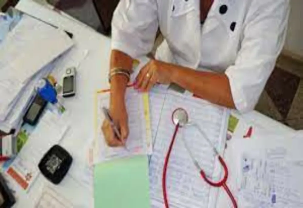 Concediul medical acordat de medicul de familie s-a micșorat