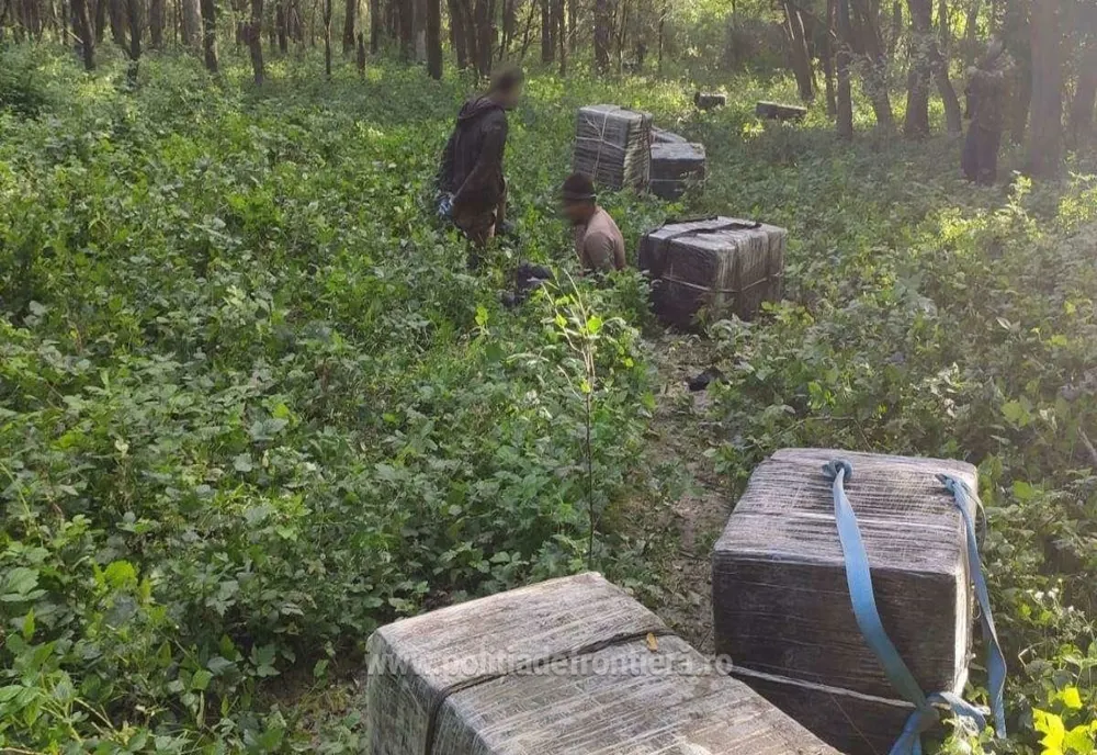 Focuri de arma şi trei contrabandişti reţinuţi, la frontiera cu Ucraina 