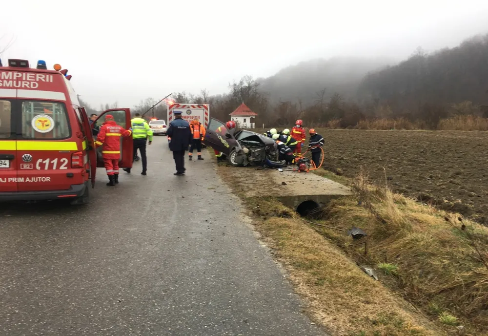 Accident grav, într-o localitate din județul Botoșani: un mort și un rănit!