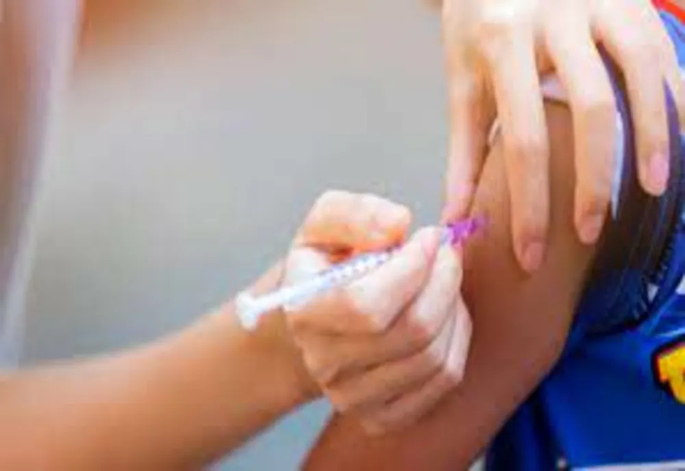 Aproape 1.000 de copii de 5-11 ani înscriși la vaccinarea COVID-19. Unde se face fără programare - Anunțul lui Andrei Baciu