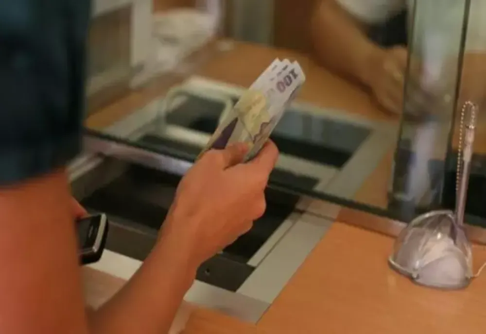 IRCC explodează de la 1 ianuarie, 450.000 de români afectați. Adevărata avalanșă a scumpirii creditelor abia începe