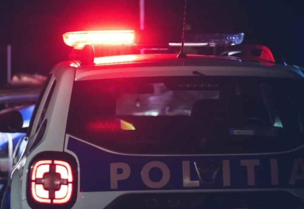 Un polițist a fost tâlhărit pe o stradă din Botoșani