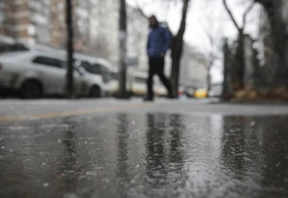 ATENȚIONARE METEO: VÂNT PUTERNIC ȘI POLEI ÎN CEA MAI MARE PARTE A ȚĂRII