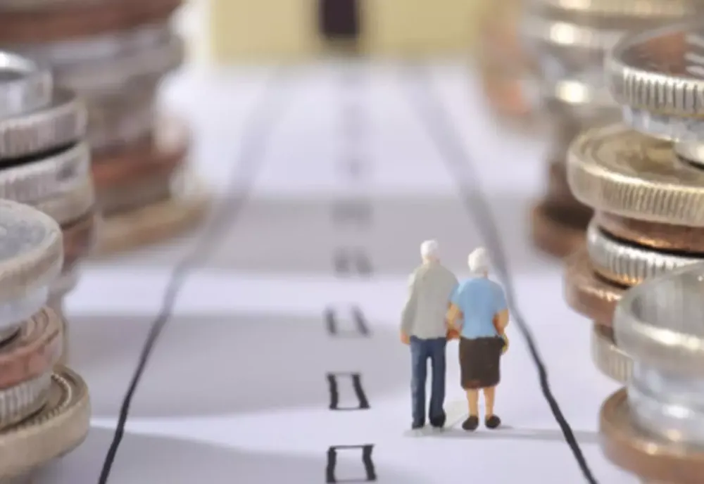 CÂND ȘI CUM SE DEPUNE CEREREA DE PENSIONARE DUPĂ NOUA LEGE