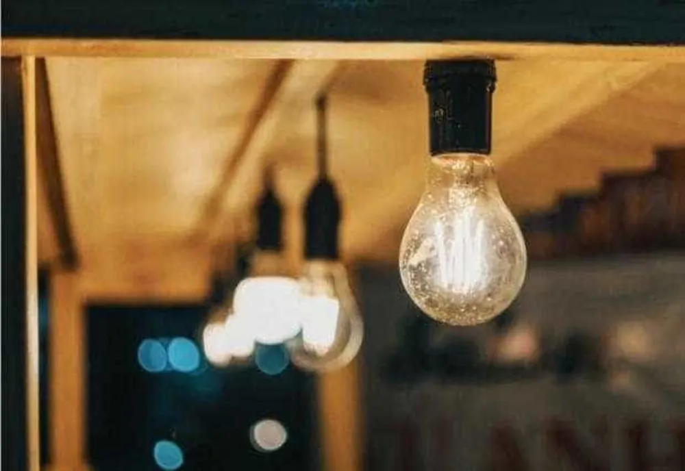 PRIMII 3 JUCĂTORI DE PE PIAȚA ENERGIEI, SANCȚIONAȚI DE ANPC