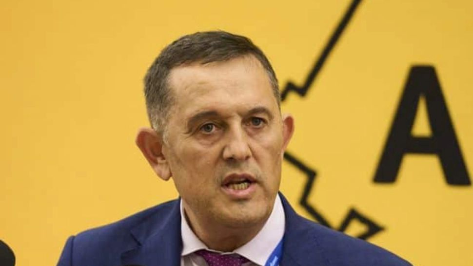 Gheorghe Piperea, declarație-bombă: "Moțiunea de cenzură va trece. Pot apărea voturi și din PNL"