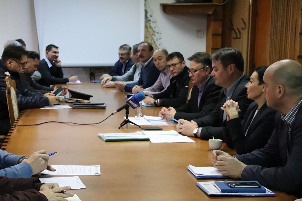 ALERTĂ în județul Botoșani. Interdicții pentru oamenii din 26 de localități după ce s-a descoperit un mistreț cu pestă porcină VIDEO