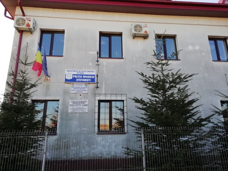 Trei furturi comise într-o zi de un minor de 15 ani