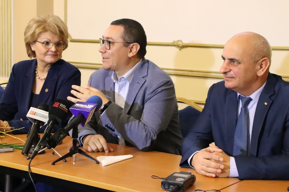 Ponta: „Pro România este o variantă pentru oamenii dezamăgiți de PSD iar USR pentru cei dezamăgiți de PNL”