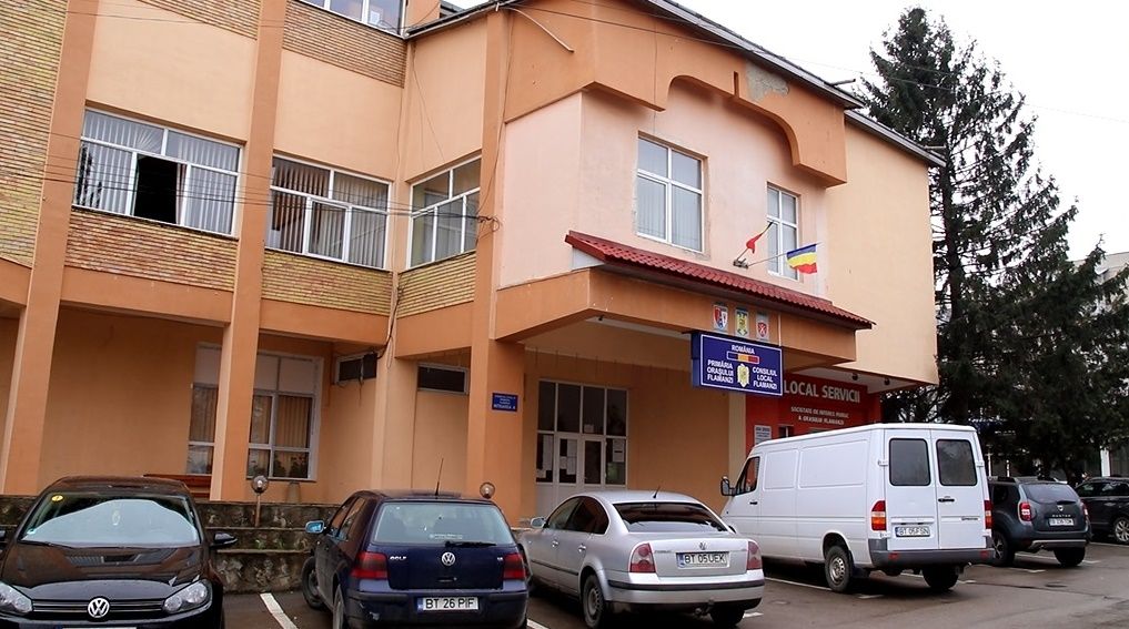 Sediul primăriei Flămânzi intră în reabilitare