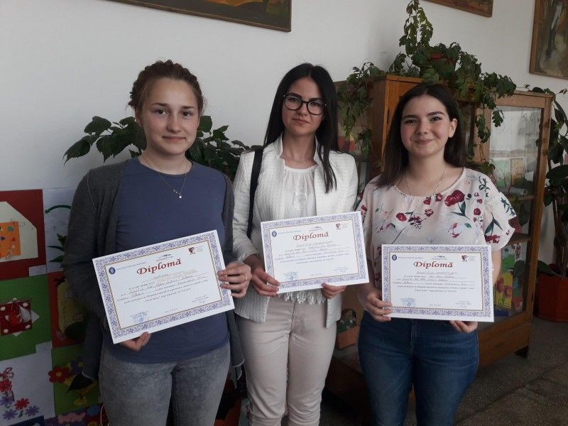 Eleve premiate la olimpiada județeană a disciplinei ”debate”