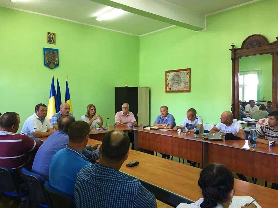 Fermieri băgați în ședință de către DSVSA