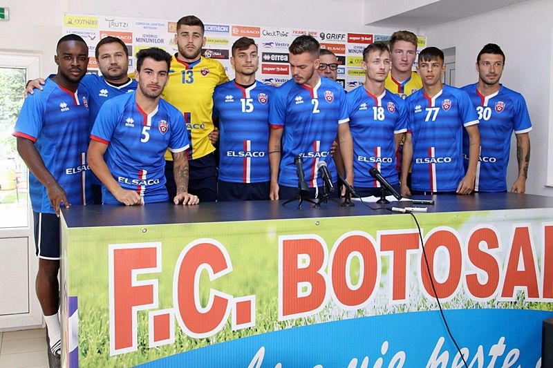 Vor play-off-ul în noul sezon. FC Botoșani și-a prezentat cele opt achiziții