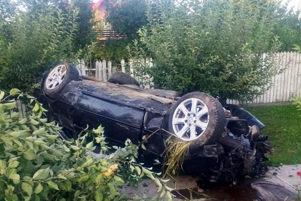 A aterizat în curtea unei vile din cauza vitezei excesive