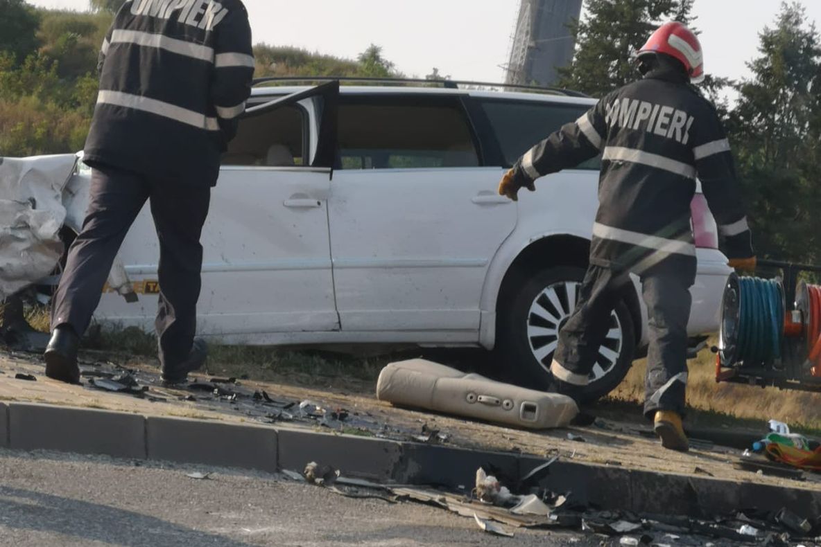 ACCIDENT cu un mort și doi răniți la ieșirea din municipiul Botoșani