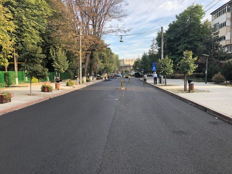 Traficul pe bulevardul Mihai Eminescu ar putea fi mâine restricționat