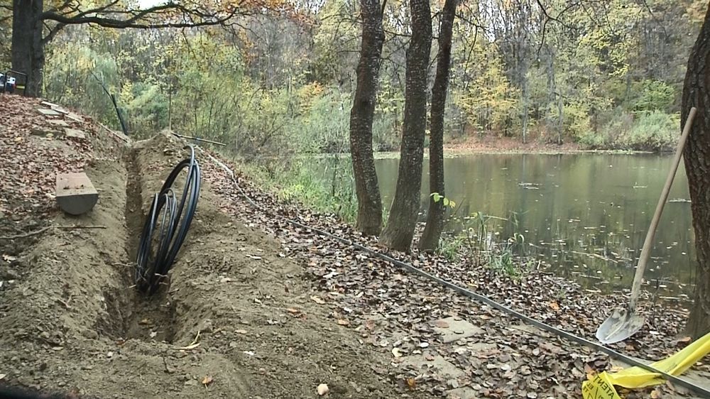 Bani alocați pentru reabilitarea drumului spre lacul cu nuferi