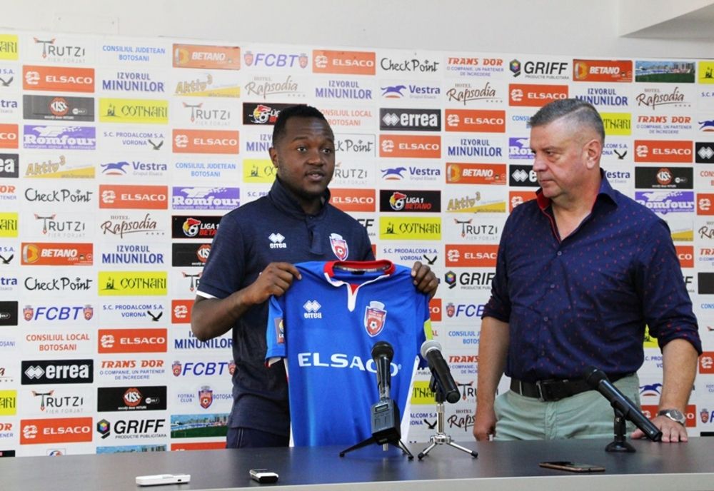 Ongenda negociază cu Chievo Verona