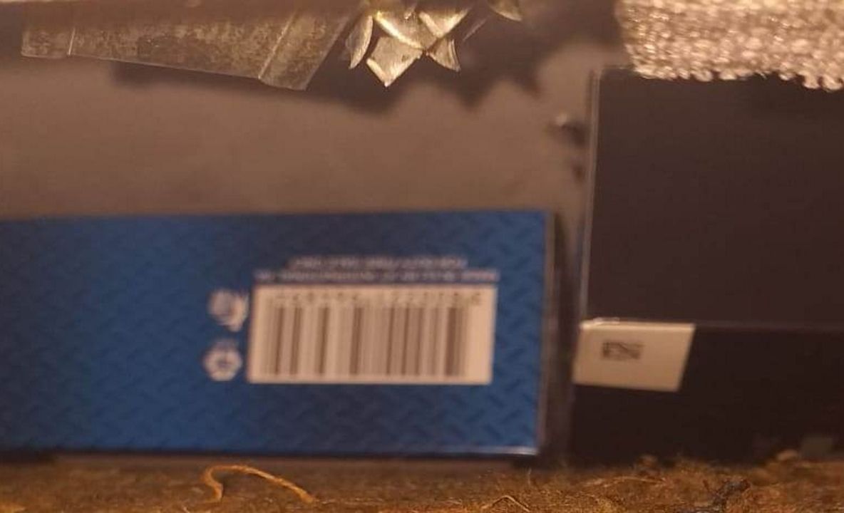 Microbuz confiscat în Vama Stânca