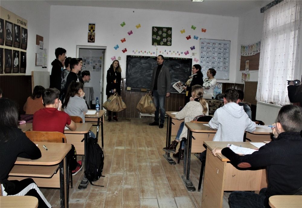 Campanie inedită inițiată de câțiva adolescenți din Botoșani FOTO