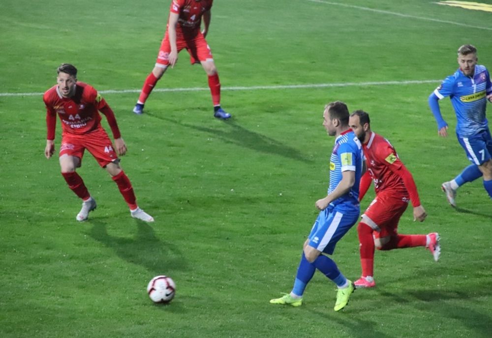 La trei pași de play-off. Croitoru: “Pe hârtie suntem favoriți”