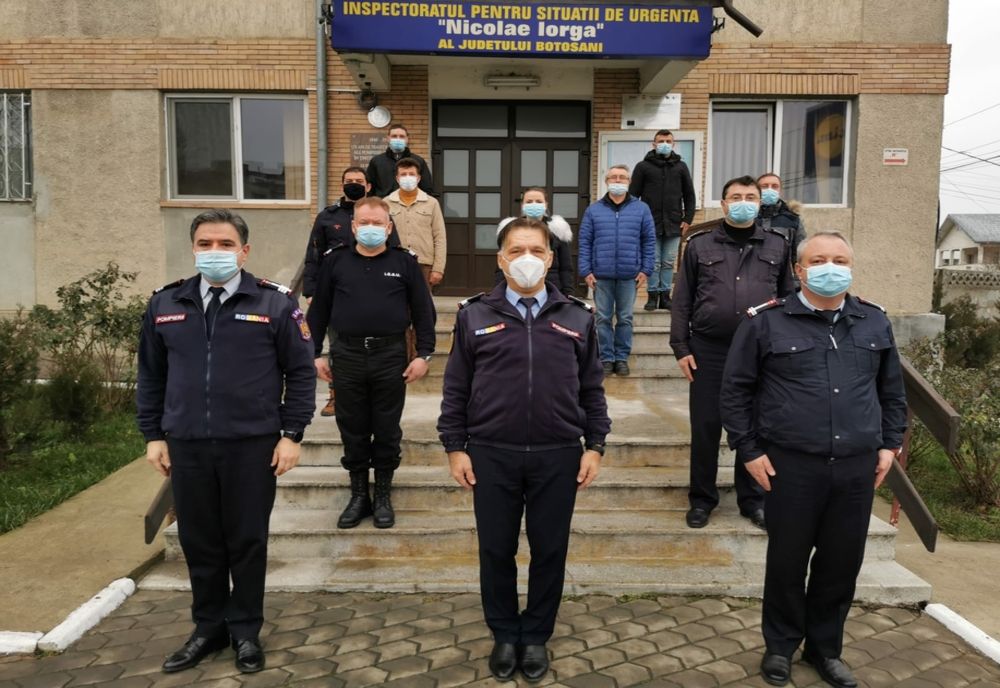 Șapte pompieri angajați, temporar, au început activitatea