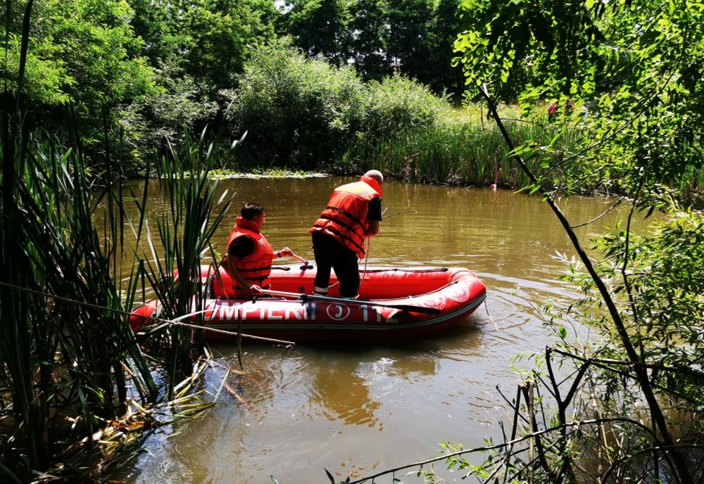 Update. Un băiat de 15 ani s-a înecat într-un iaz