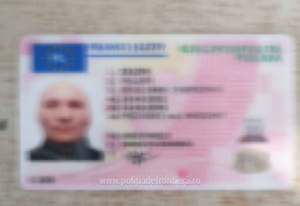 Permis de conducere polonez fals descoperit la controlul de frontieră