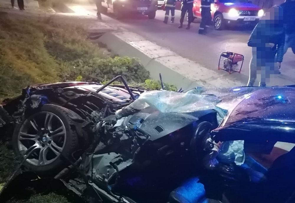 Șofer rămas încarcerat în urma unui accident rutier
