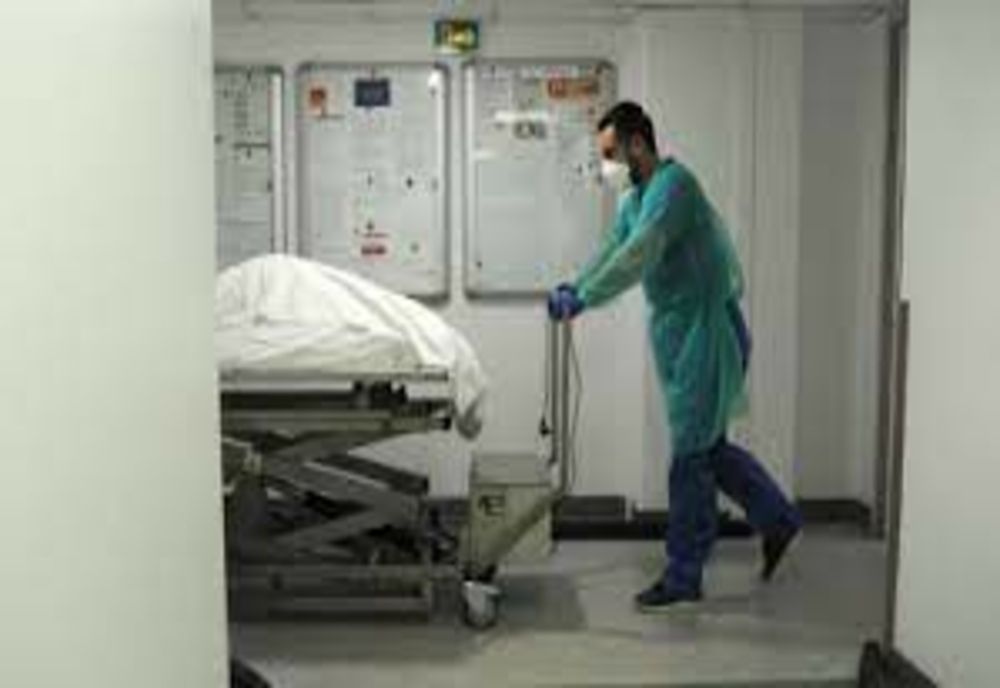 Situație HALUCINANTĂ la Spitalul Județean din Botoșani! Rudele moarte de COVID-19 nu pot fi ridicate de la morgă - MOTIVUL