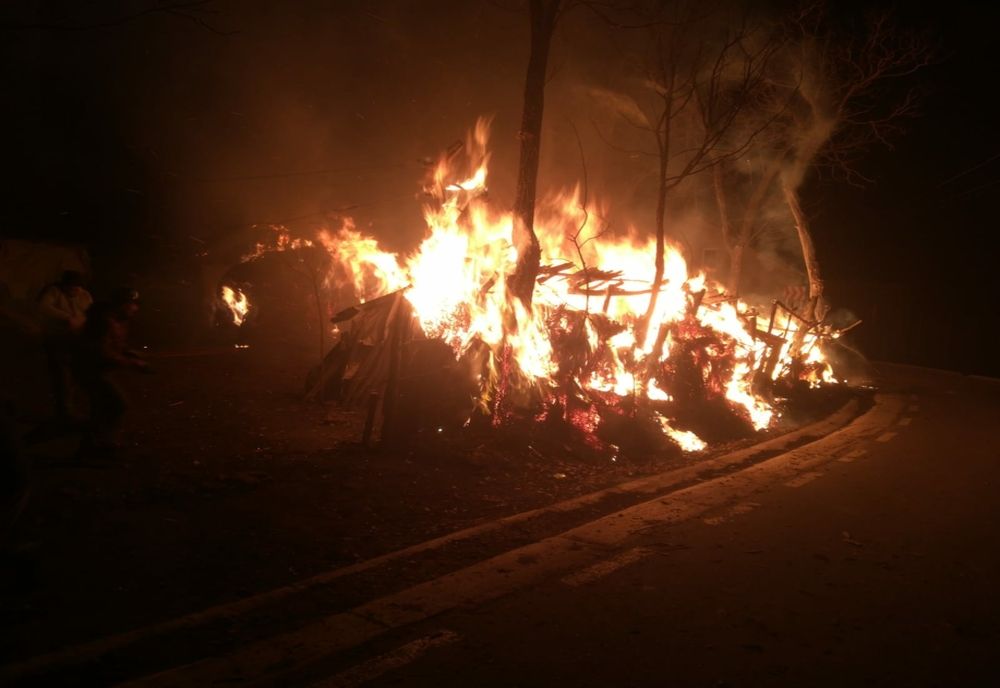 Șapte incendii, într-o singură zi