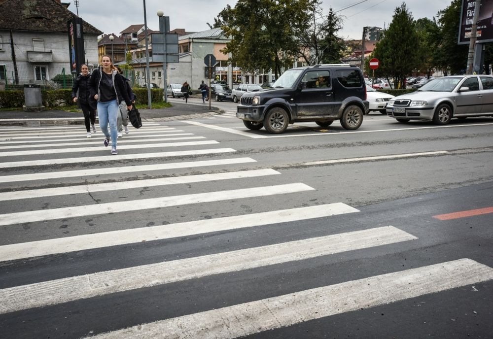 10 șoferi au rămas fără permis pentru ca nu au acordat prioritate pietonilor