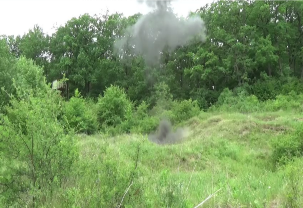 Bombă de aviație distrusă prin explozie controlată