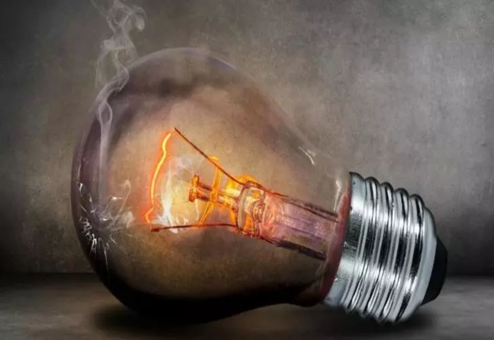 Spania stinge lumina. Economie de curent în instituții și clădiri și la monumente