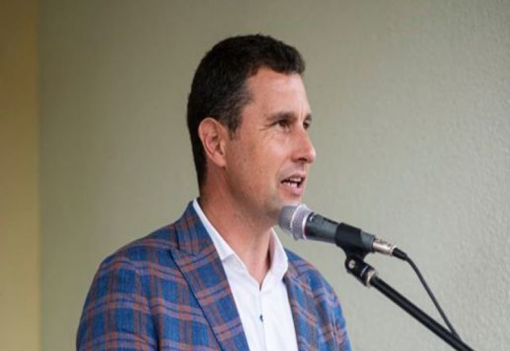 SCANDALUL zborurilor anulate. Tanczos Barna: „Decizia Blue Air de a nu relua zborurile este nejustificată!”