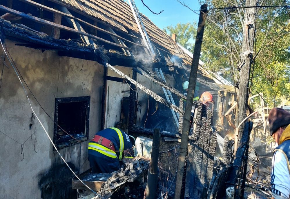 Atelier făcut scum de un scurtcircuit la Drăgușeni