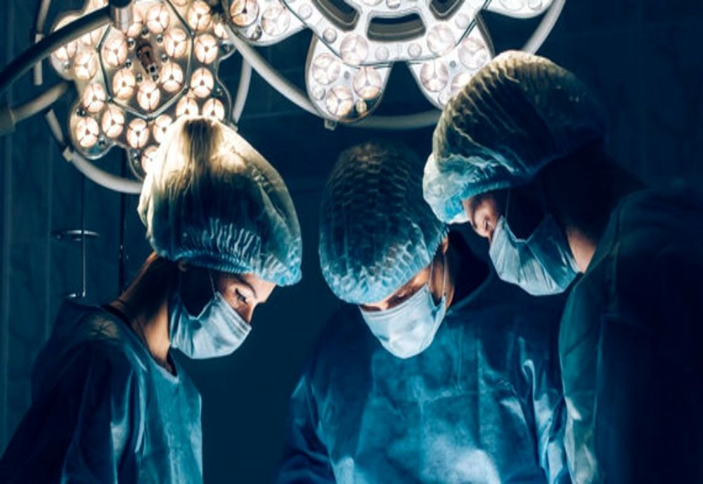  Tumoră de peste 15 kilograme, extirpată din abdomenul unei femei din Corlăteni 