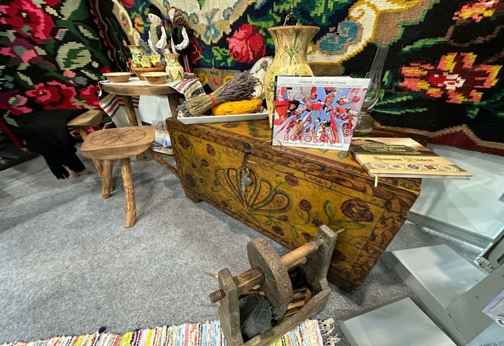 Tradițiile și meșteșugurile botoșănene promovate la Târgul de Turism al României