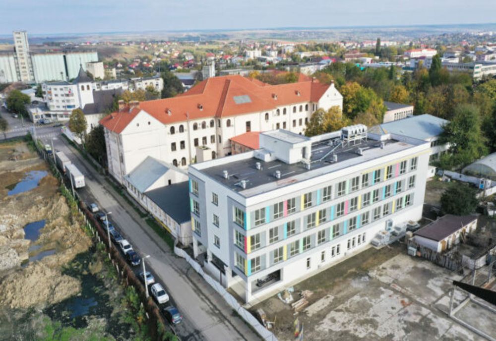 Recepţia unui spital nou, în Botoșani, suspendată de CNI din cauza numeroaselor deficiențe de construcție